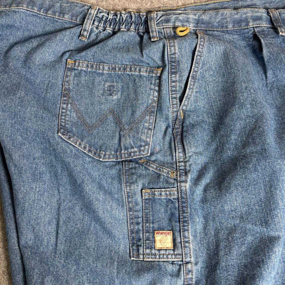 Wrangler Rugged Wear Jeans Mens 54x32 Blue Good Pleated Bass Fish Utility Denim